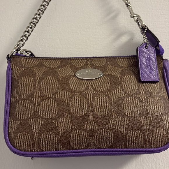 Coach nolita Signature EUC 2015 w/touch of purple - Picture 3 of 13